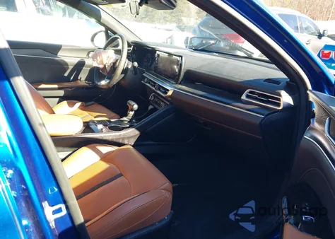 2022 Kia K5 Gt z USA, uszkodzony, nr VIN 5XXG44J83NG156201